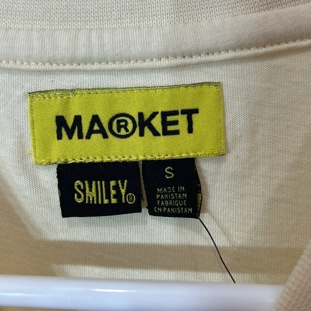 Market x Smiley my gift to you short sleeve graphic T-shirt small new with tags